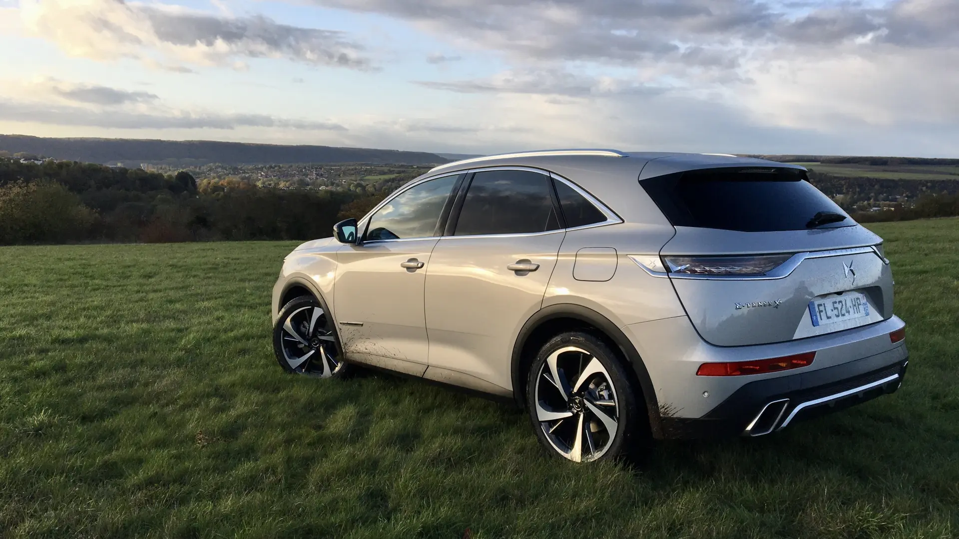DS Automobiles  DS7 Crossback 1.6 E-Tense Opera 4x4 5