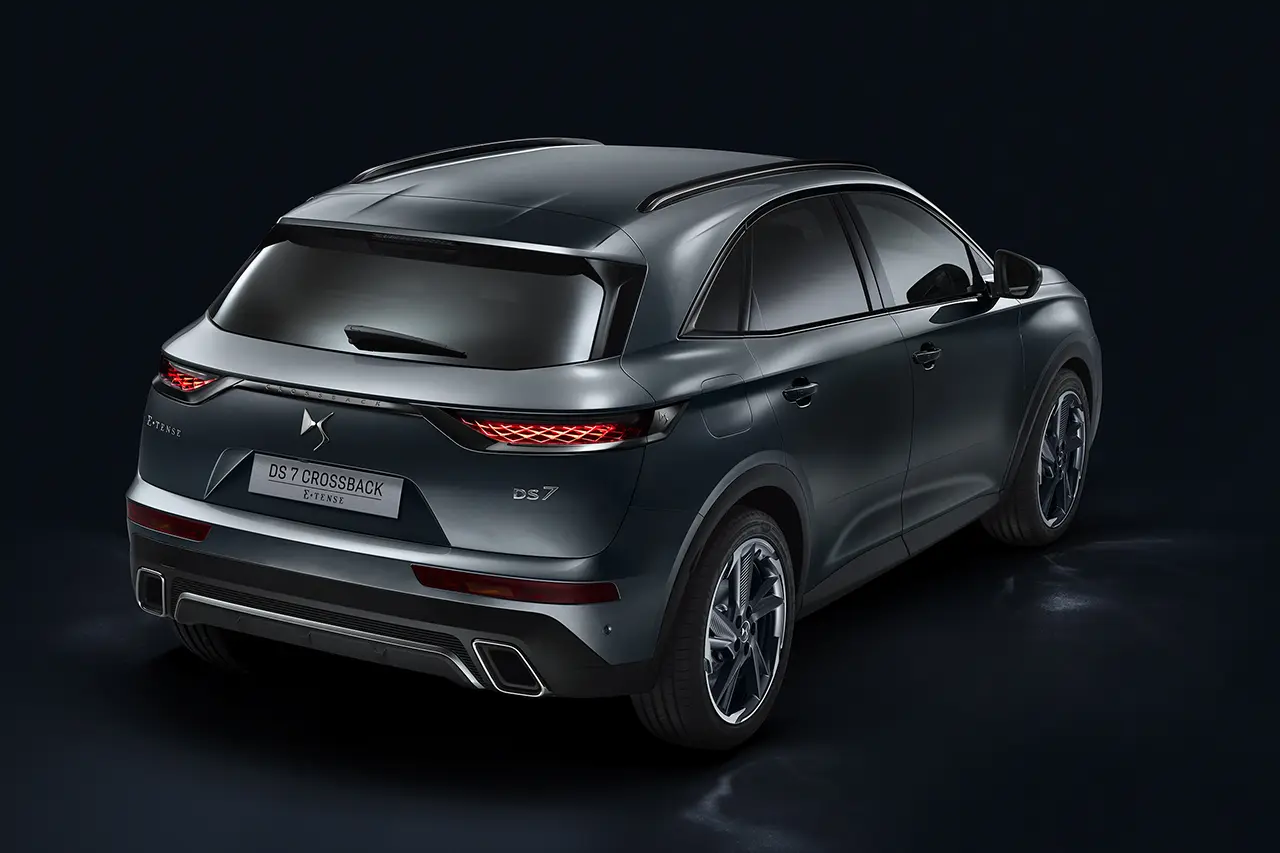 DS Automobiles  DS7 Crossback 1.6 Puretech Ligne Noire Özel Seri 3