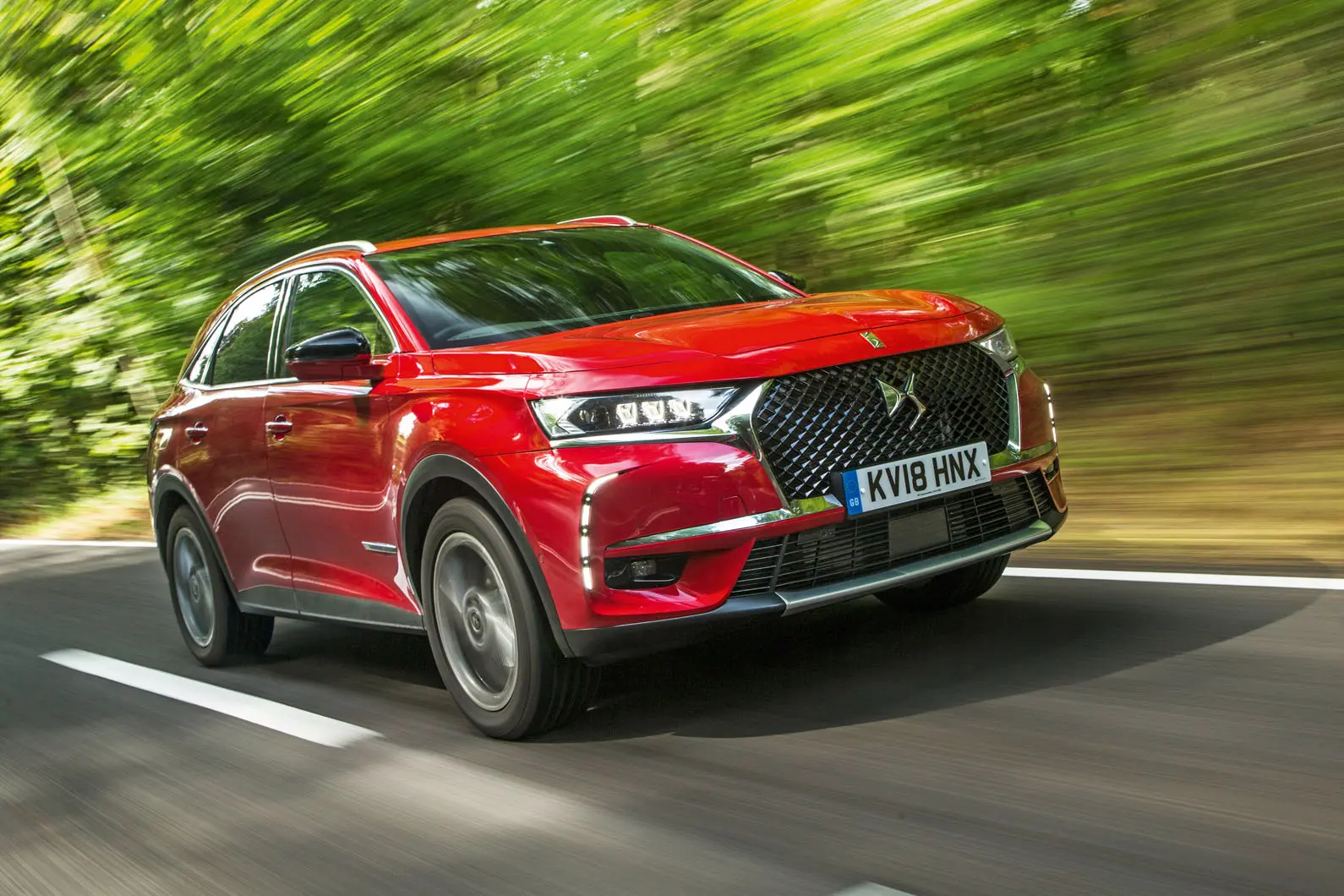DS Automobiles  DS7 Crossback 1.6 PureTech Opera 6