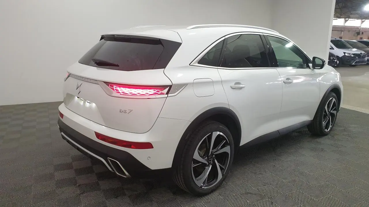 DS Automobiles  DS7 Crossback 1.6 Puretech Rivoli 3