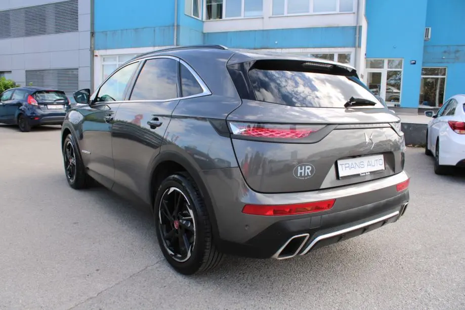 DS Automobiles  DS7 Crossback 1.6 PureTech So Chic 6