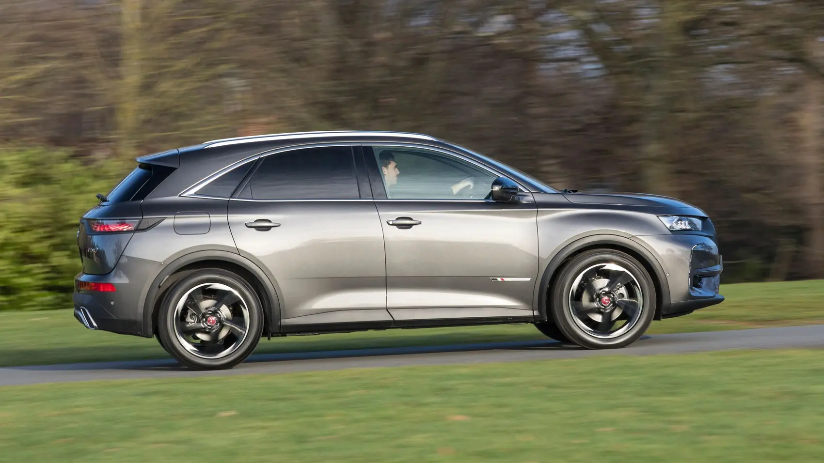 DS Automobiles  DS7 Crossback 1.6 THP PureTech Performance Line 6