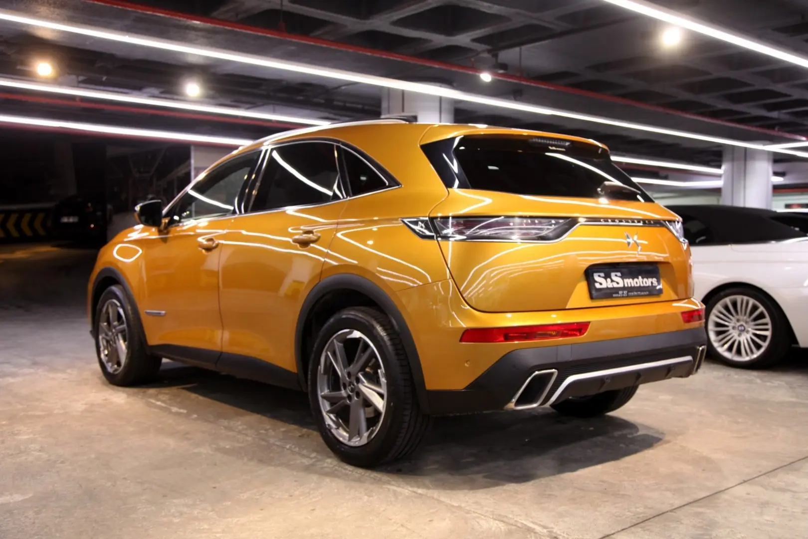 DS Automobiles  DS7 Crossback 1.6 THP PureTech So Chic Opera 5