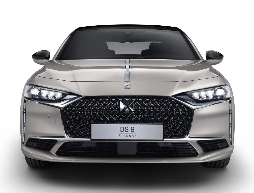 DS Automobiles  DS9 1.6 Puretech Opera 2