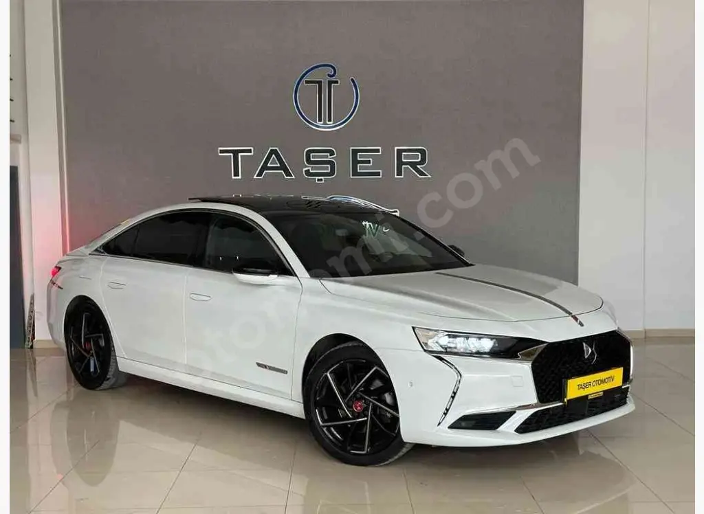 DS Automobiles  DS9 1.6 Puretech Performance Line 6