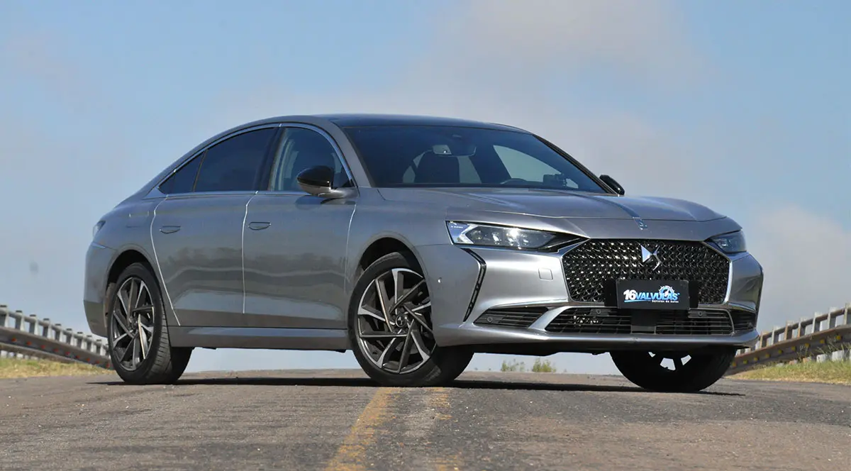 DS Automobiles  DS9 1.6 PureTech Rivoli+ 2