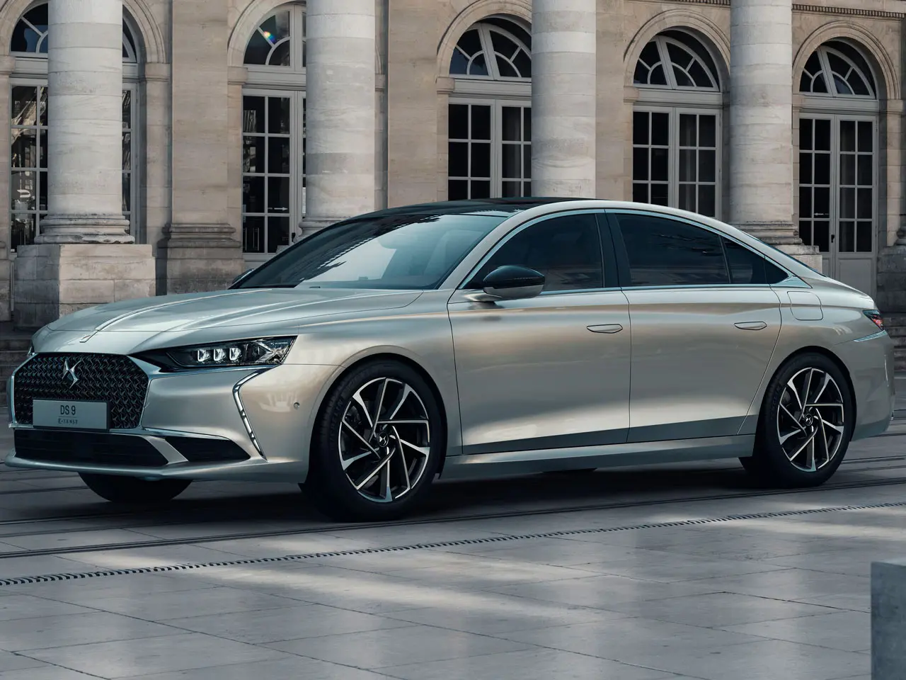 DS Automobiles  DS9 1.6 Puretech Rivoli 1