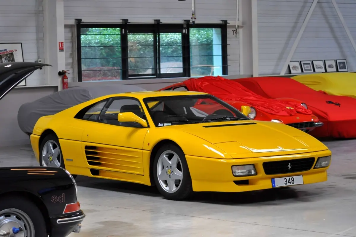Ferrari 348 348 3.4 V8 GTB 2
