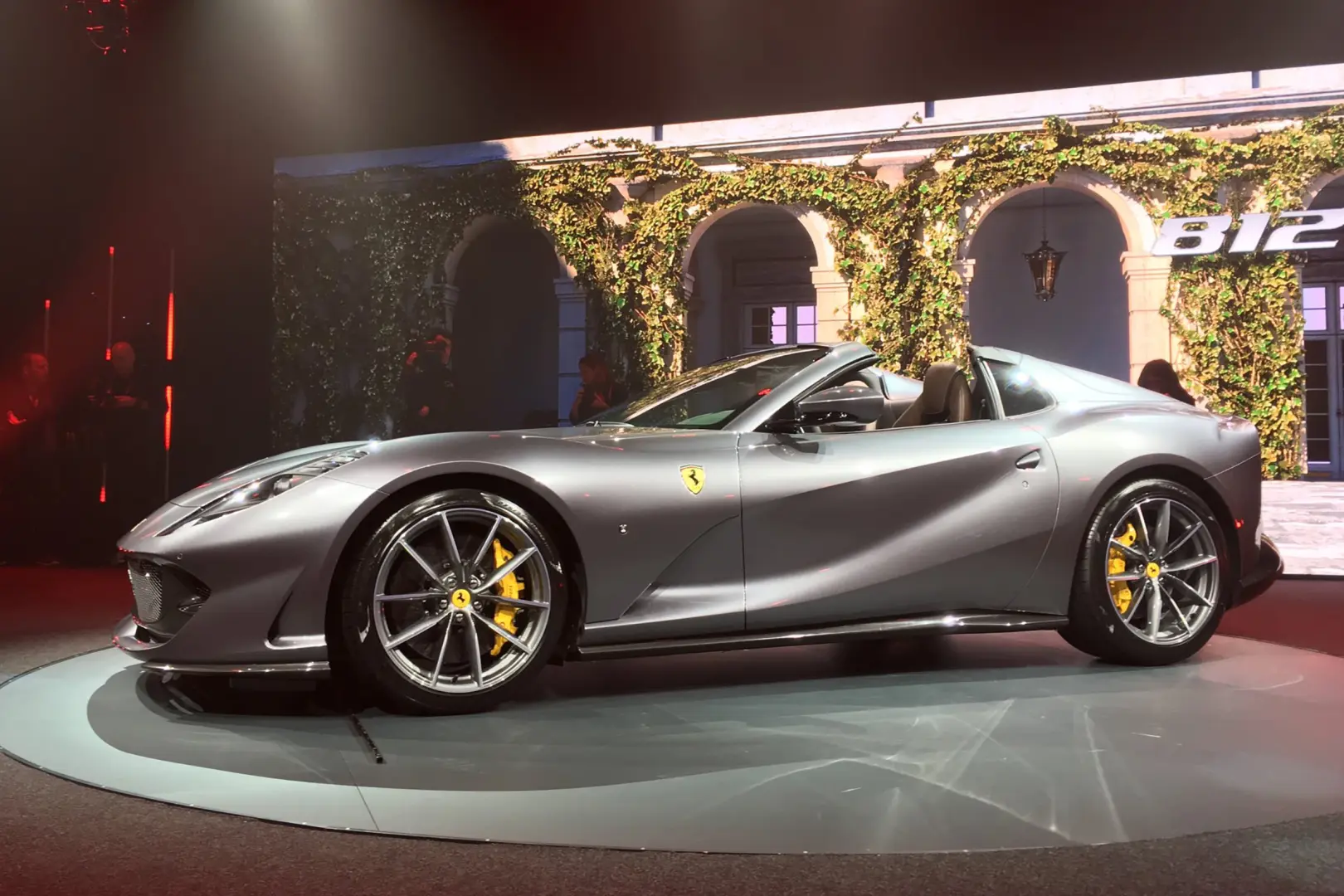 Ferrari 812 812 6.5 V12 GTS 1