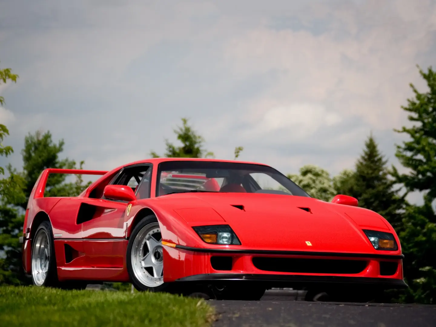 Ferrari  F 40 2.9 V8 2