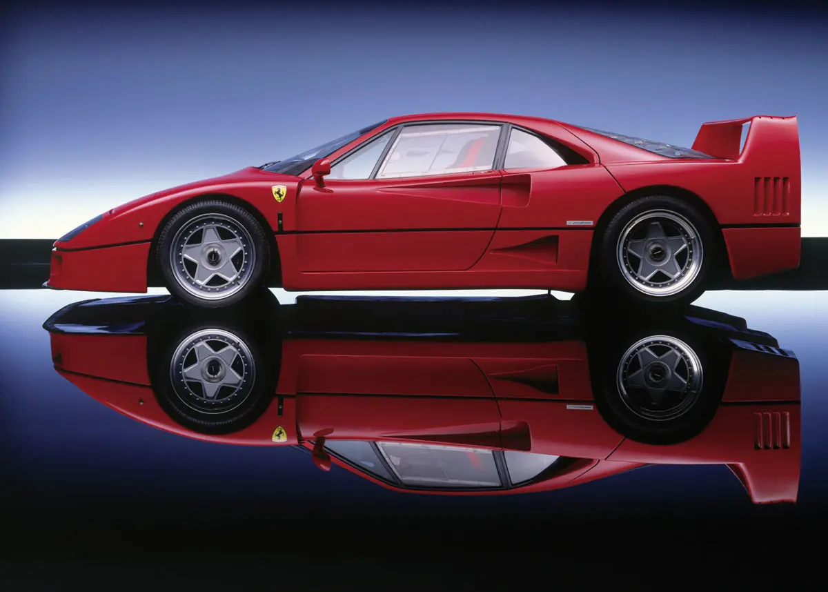 Ferrari  F 40 2.9 V8 4