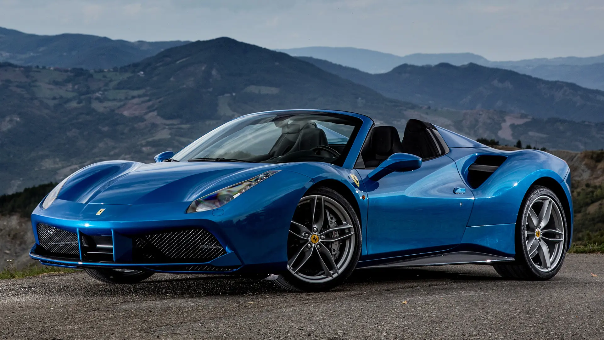 Ferrari F488 F488 Spider 6