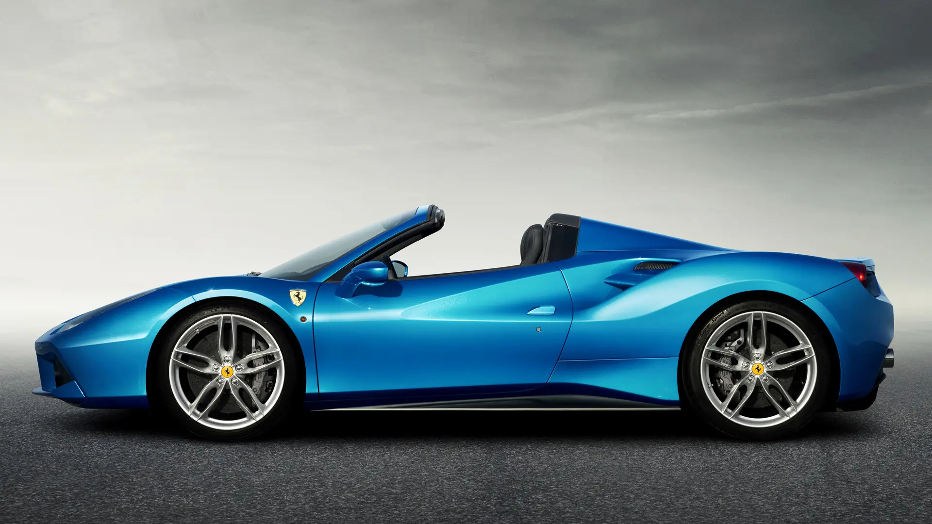 Ferrari F488 F488 Spider 5