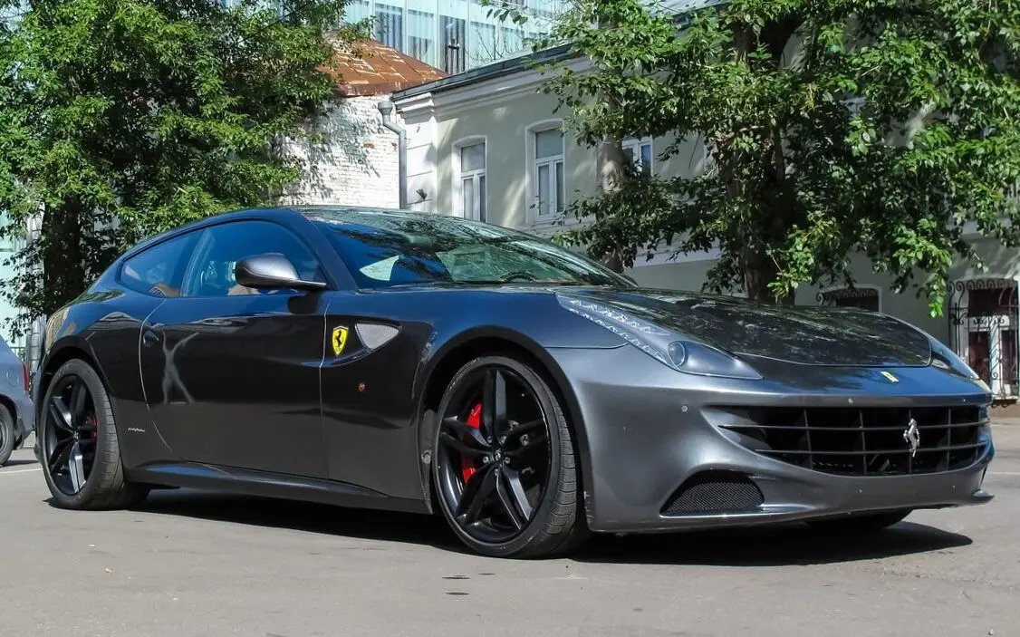 Ferrari FF FF 6.3 4