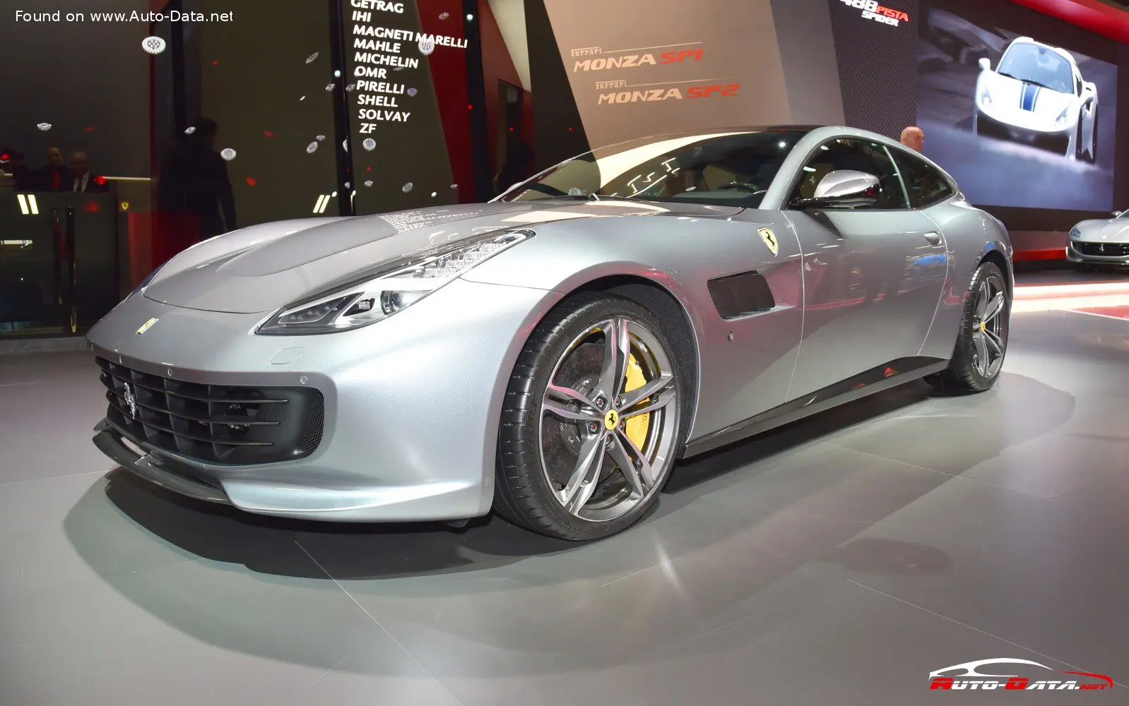 Ferrari  GTC4 Lusso 6.3 6