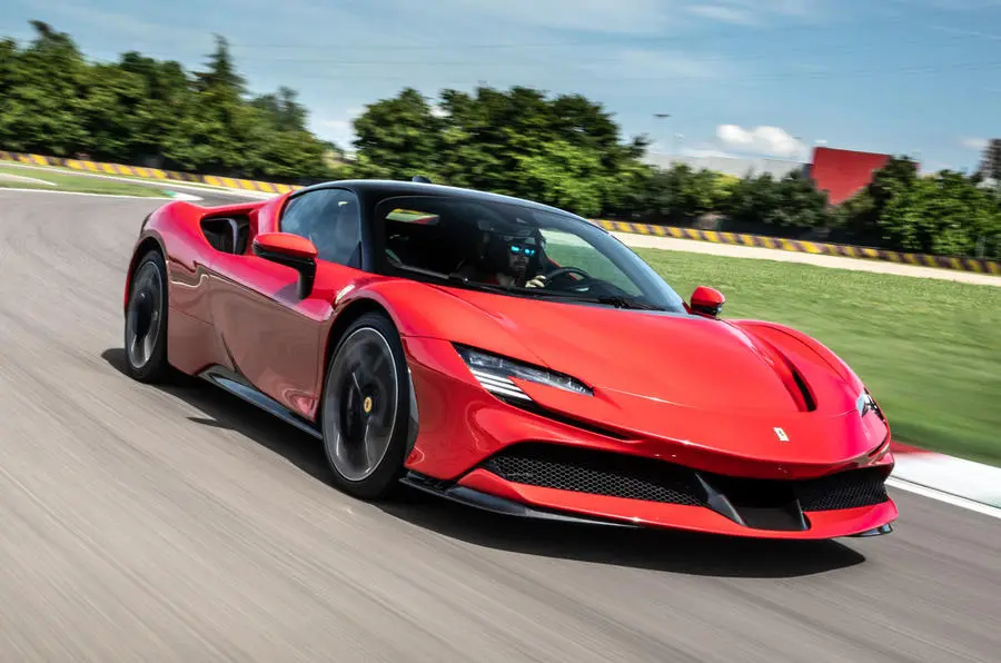 Ferrari SF90 SF90 Stradale 4.0 2