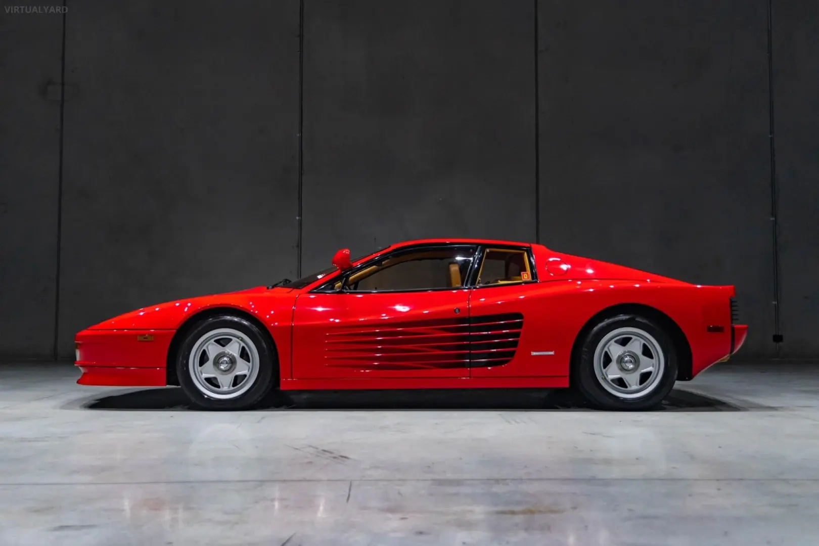 Ferrari  Testarossa 4.9i V12 0