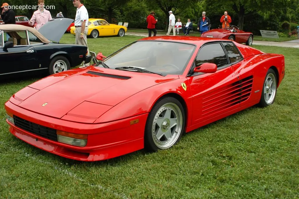 Ferrari  Testarossa 4.9i V12 5