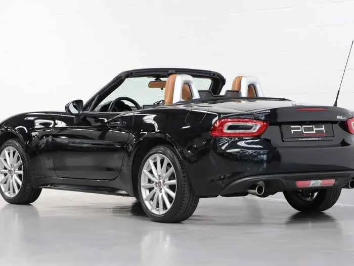 Fiat 124 Spider 124 Spider 1.4 T MultiAir Lusso 5
