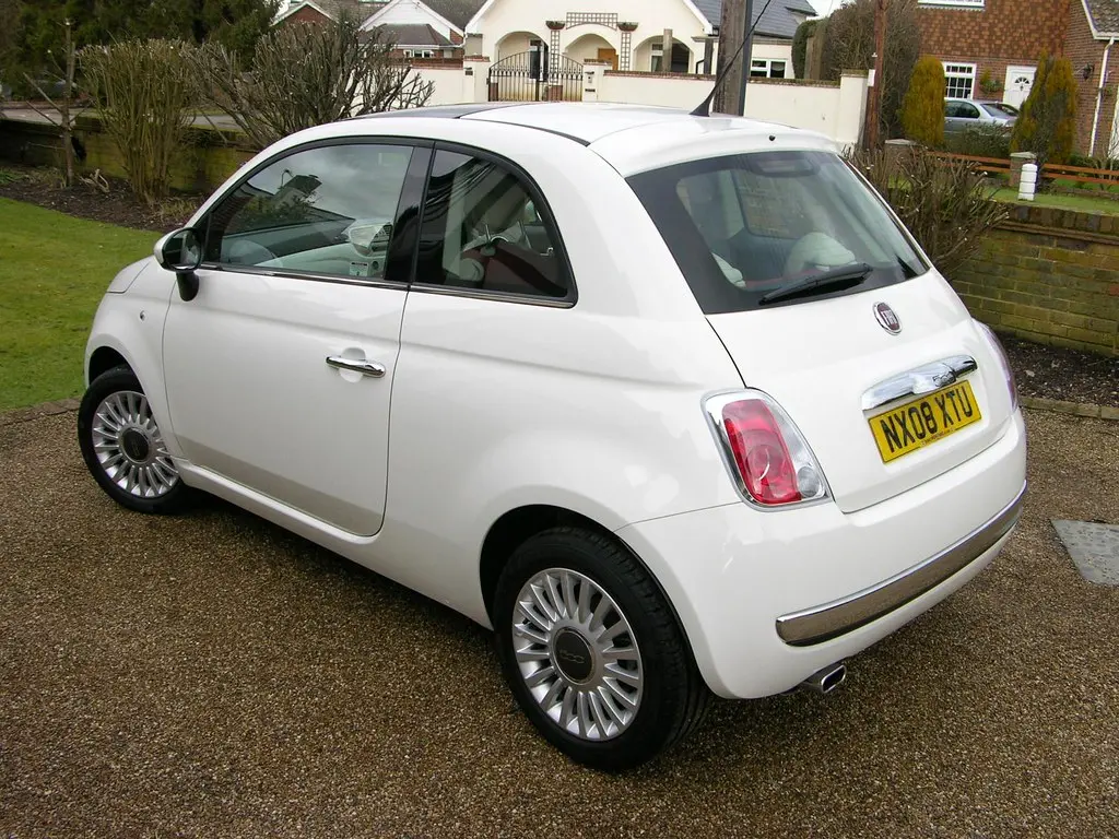 Fiat  500 1.4 16V Lounge 5