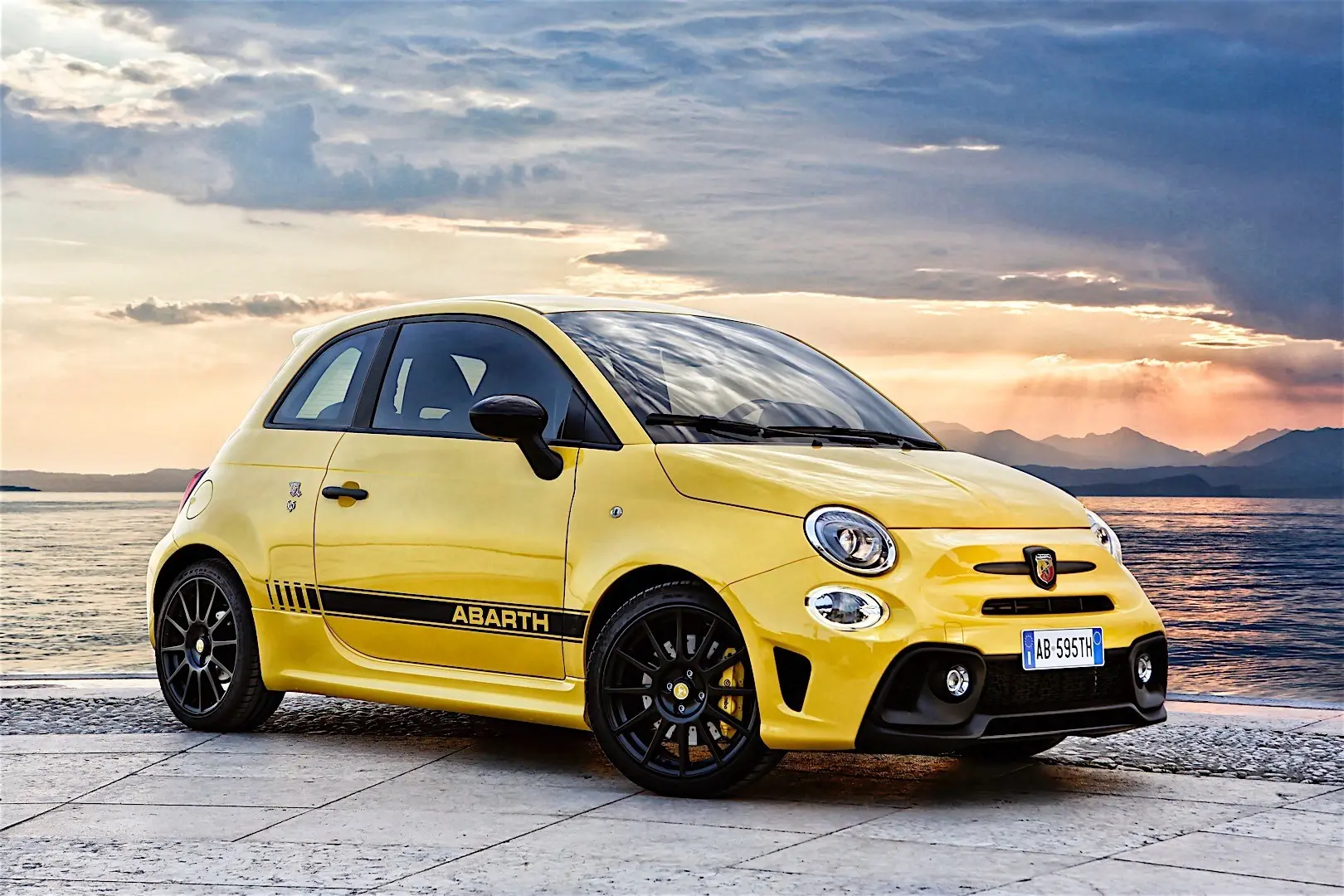 Fiat  500 Abarth 595 Turismo 3