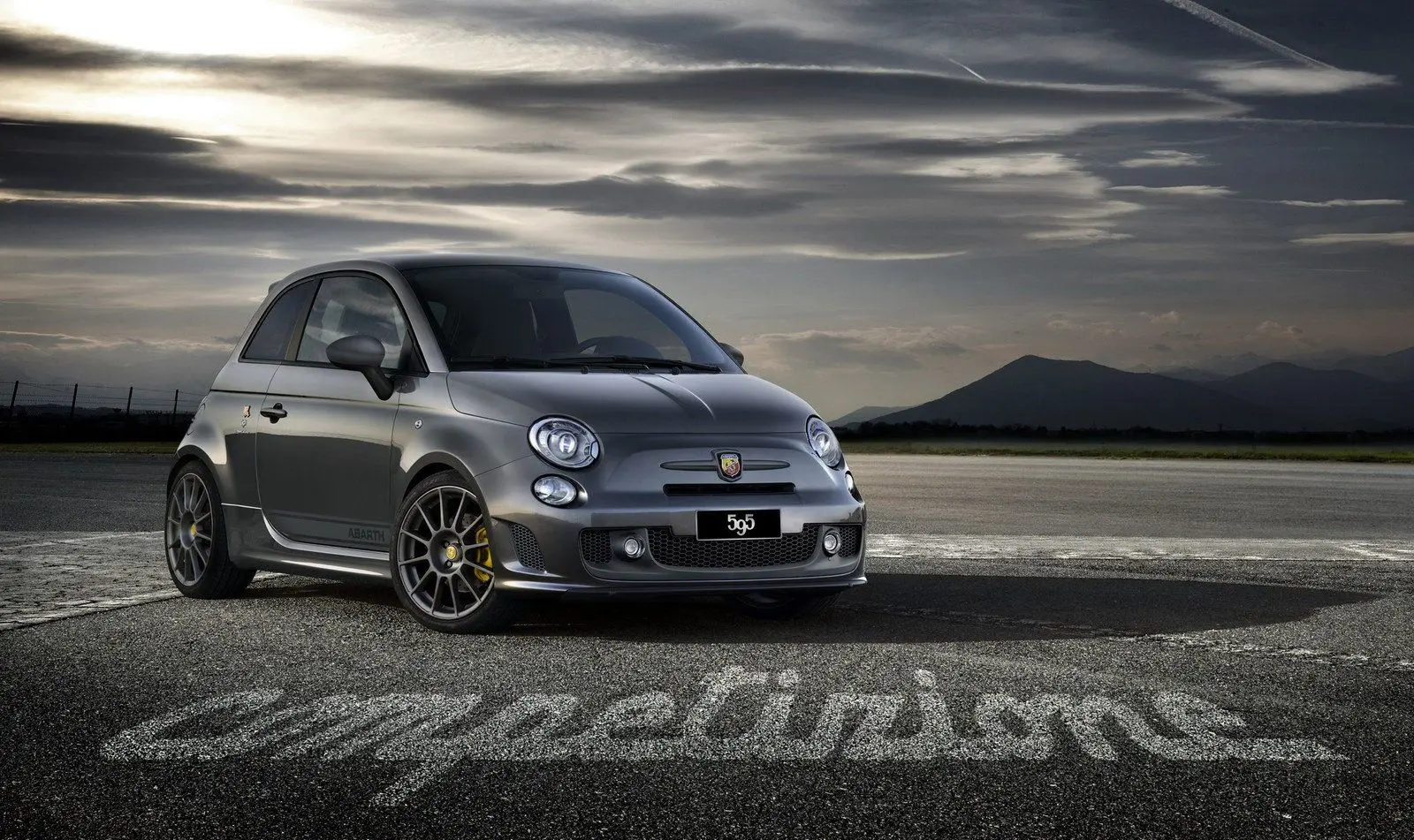 Fiat  500 Abarth 595 Competizione 3