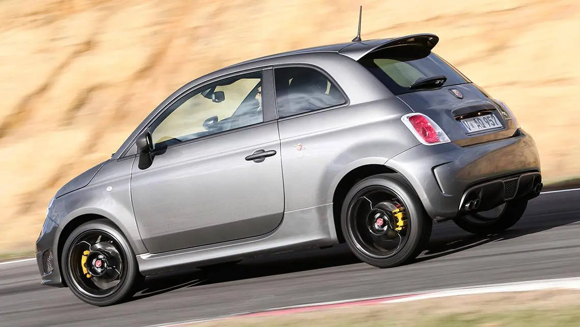Fiat  500 Abarth 595 Competizione 3