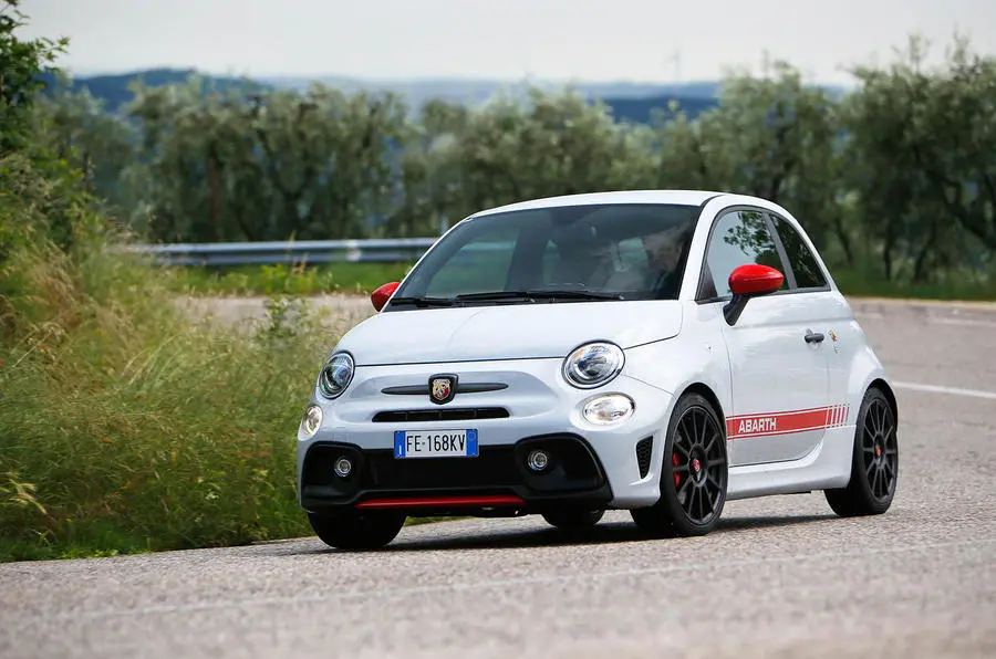 Fiat  500 Abarth 595 Competizione 2