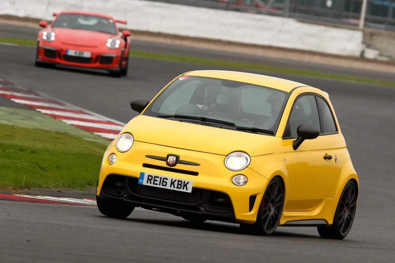 Fiat  500 Abarth 695 Biposto 4