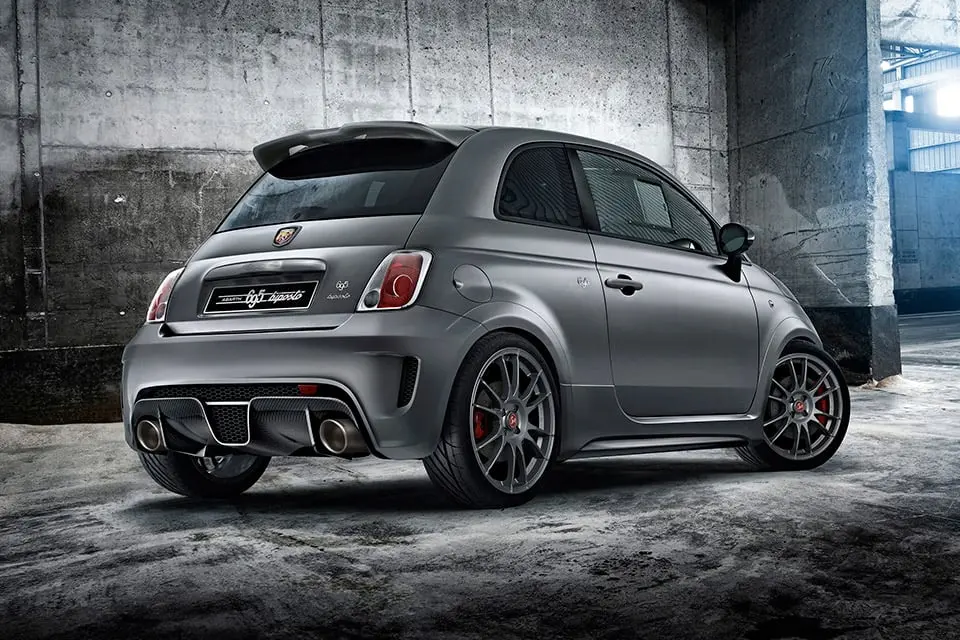 Fiat  500 Abarth 695 Biposto 6