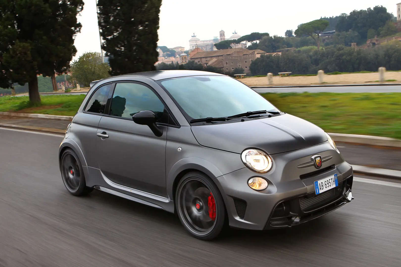 Fiat  500 Abarth 695 Biposto 7