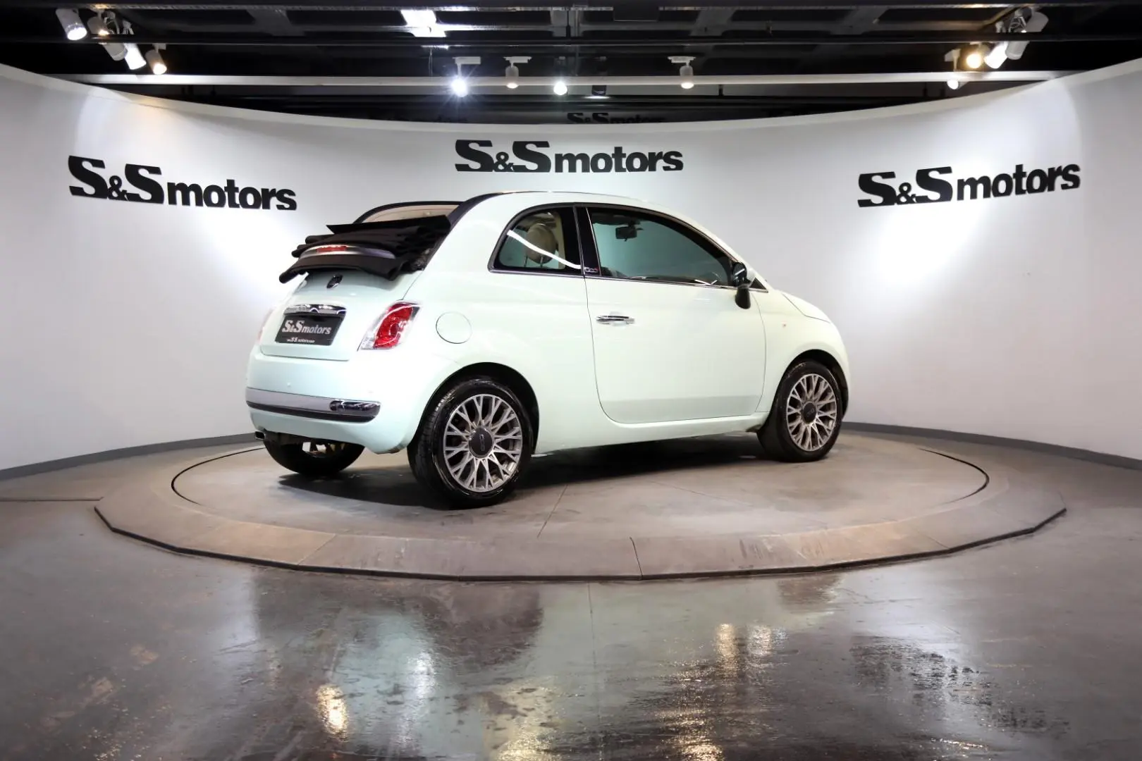 Fiat  500 C 1.2 8V Lounge Dualogic 6