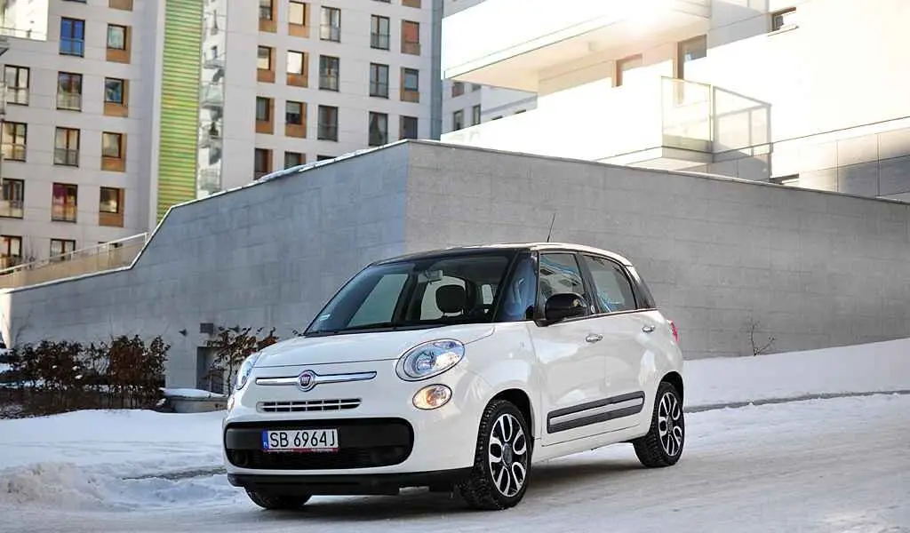 Fiat  500 L 1.4 16V Popstar 4