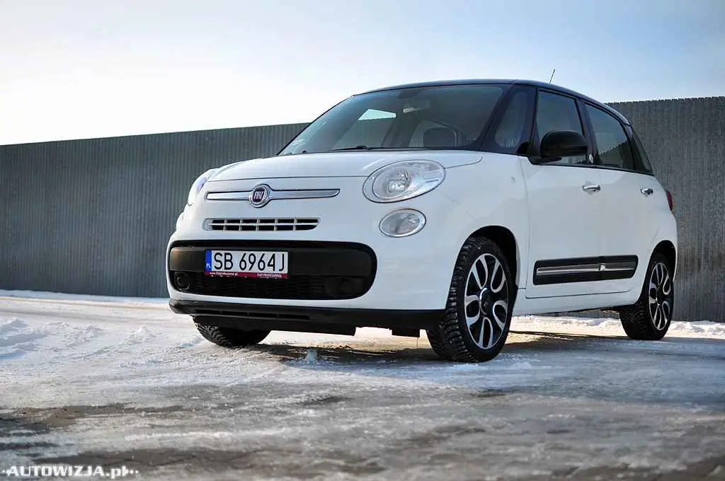 Fiat  500 L 1.4 16V Popstar 6