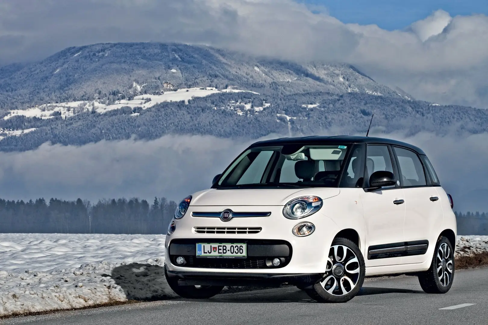 Fiat  500 L 1.4 16V Popstar 6