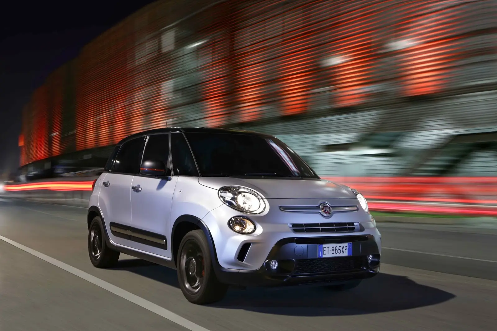 Fiat  500 L 1.4 T-Jet Beats Edition 5