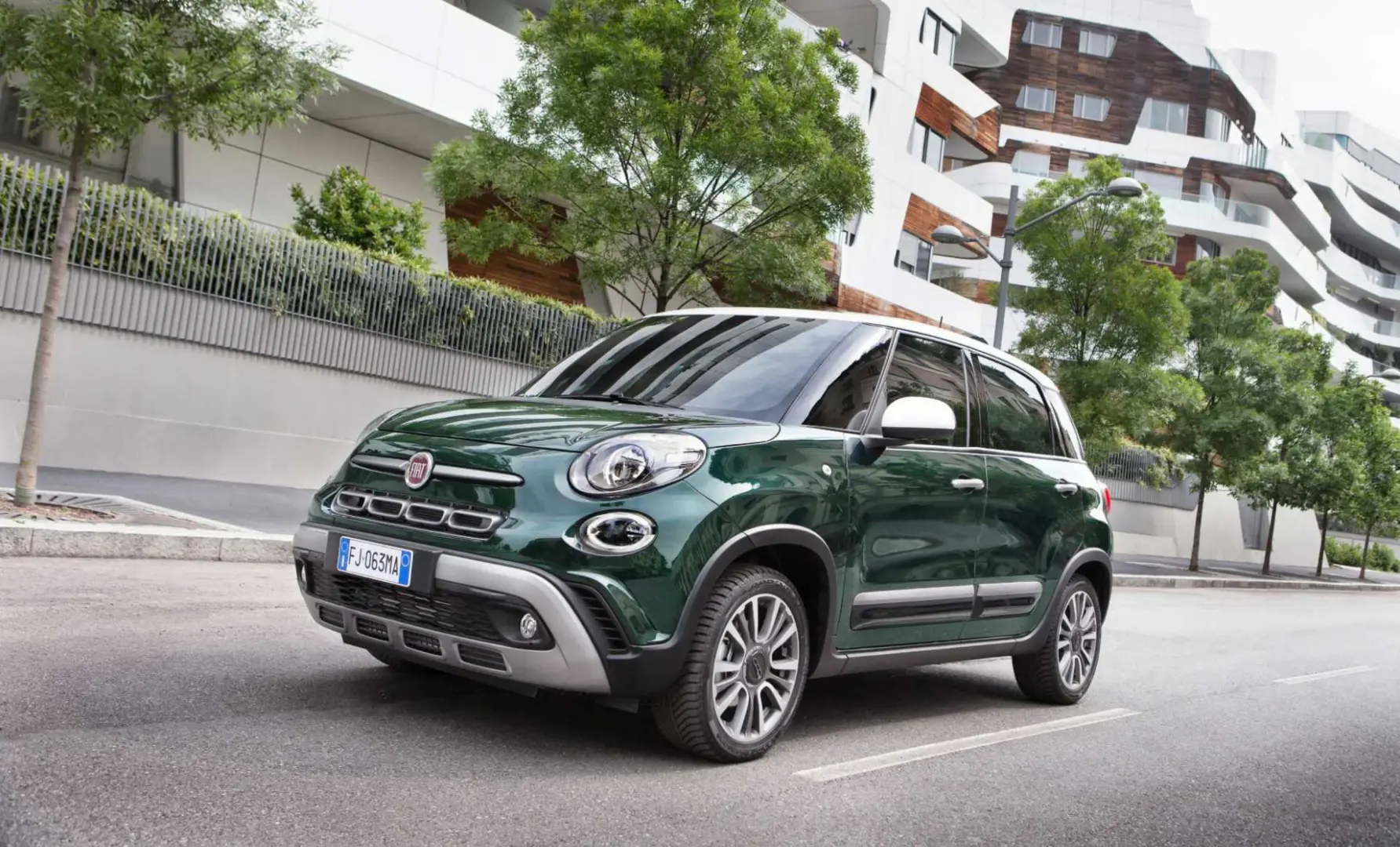Fiat  500 L 1.4 Fire Cross Plus 0