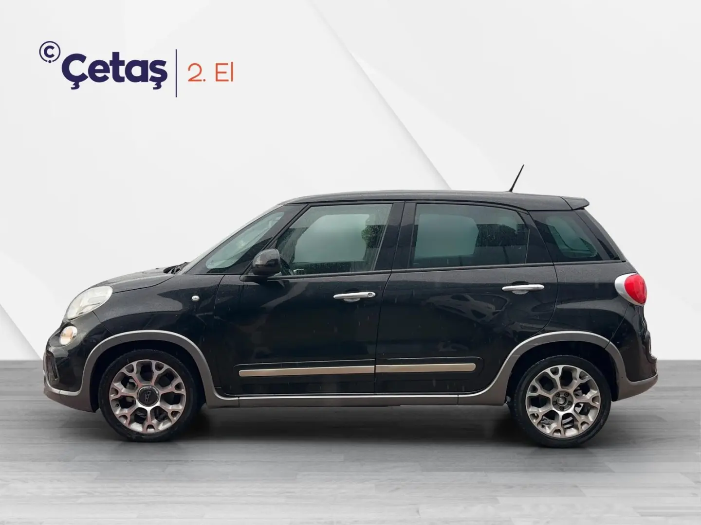 Fiat  500 L 1.6 MultiJet Start&Stop RockStar 6