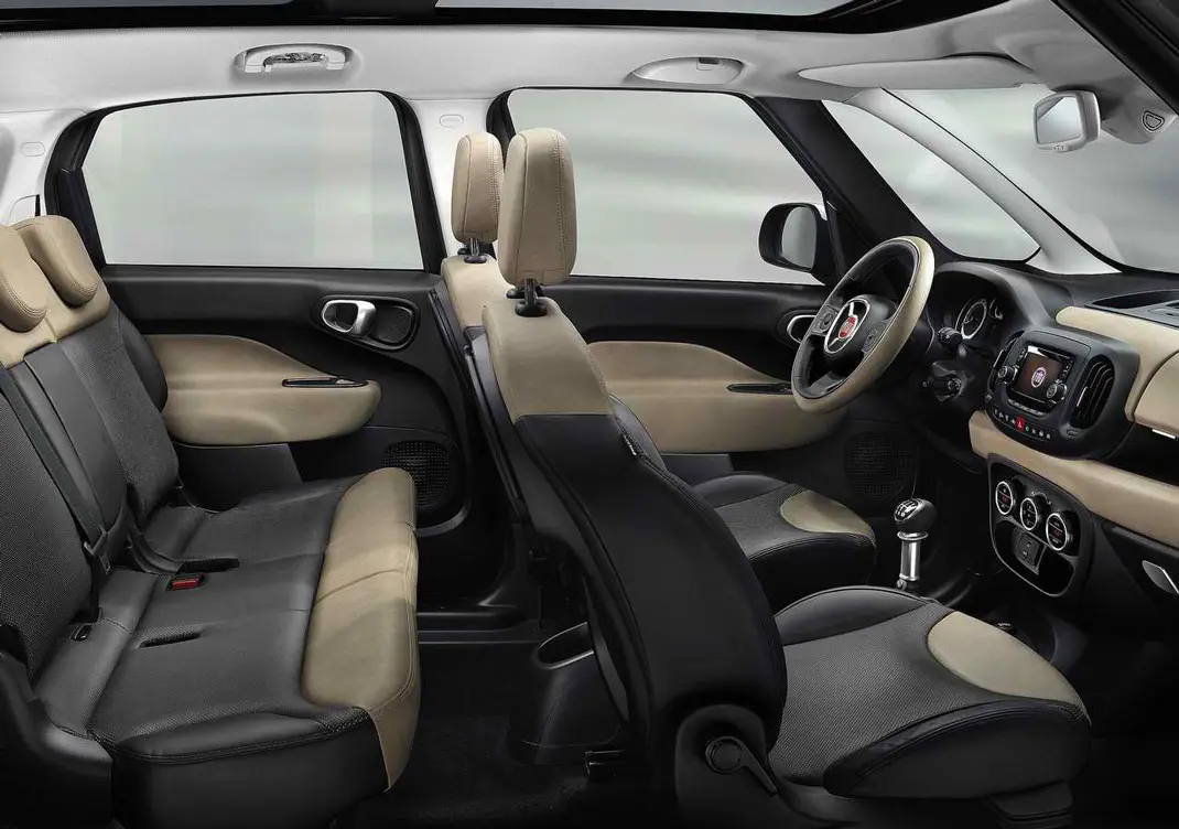 Fiat  500 L Living 1.6 MultiJet Lounge 4
