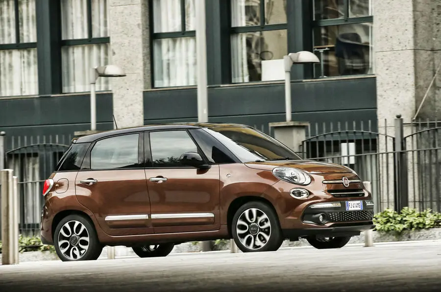 Fiat  500 L Living 1.6 MultiJetII Lounge 3