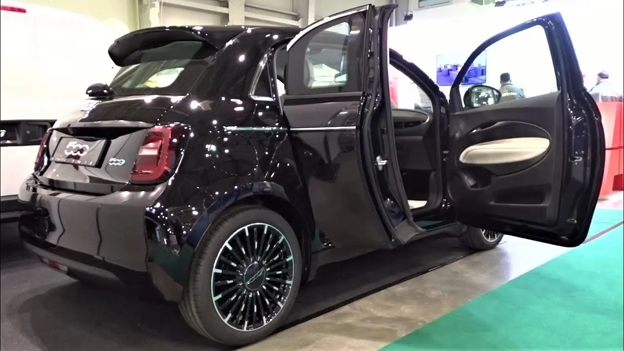 Fiat  500E La Prima By Bocelli 3
