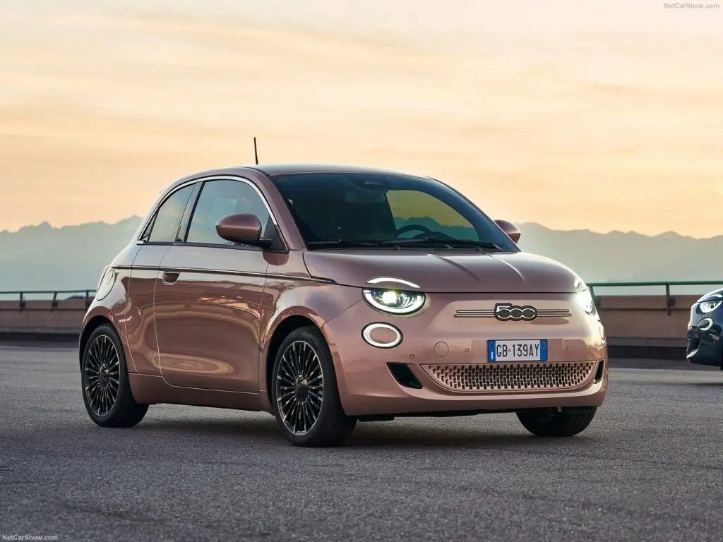 Fiat  500E La Prima By Bocelli 5