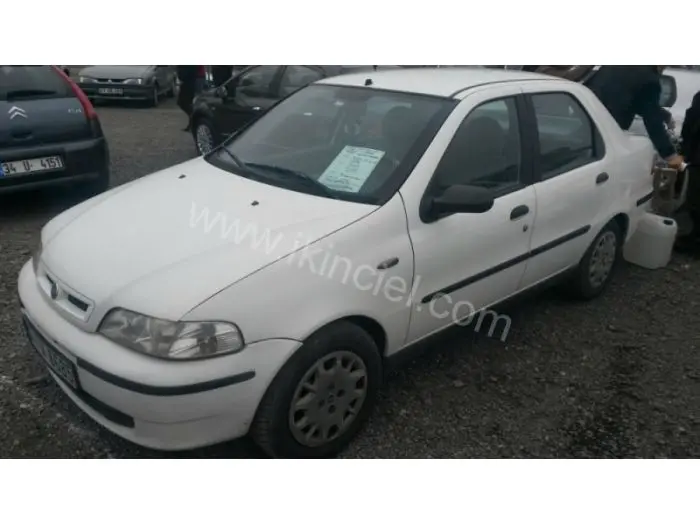 Fiat Albea Albea 1.3 MultiJet Dynamic 1