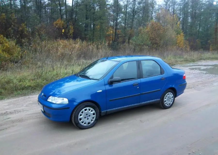Fiat Albea Albea 1.6 Dynamic 5
