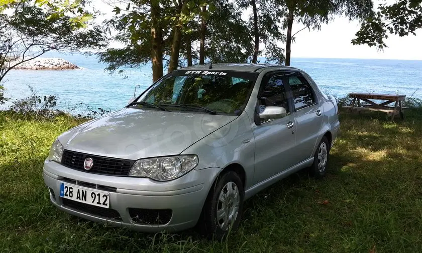 Fiat Albea Albea Sole 1.3 MultiJet Dynamic Plus 2