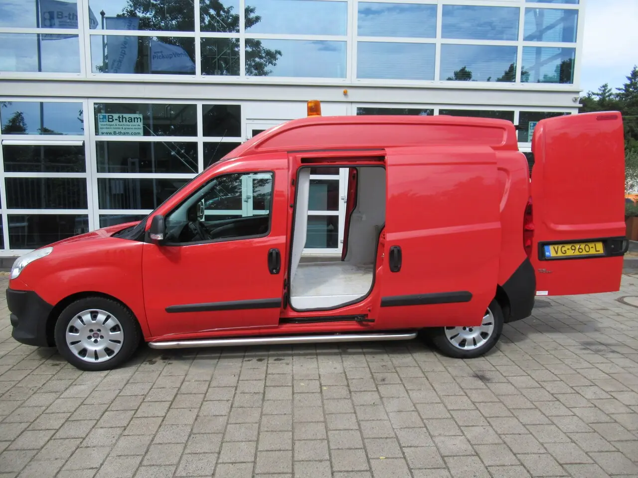 Fiat Doblo Cargo Doblo Cargo 1.6 MultiJet Maxi XL	ESP 7
