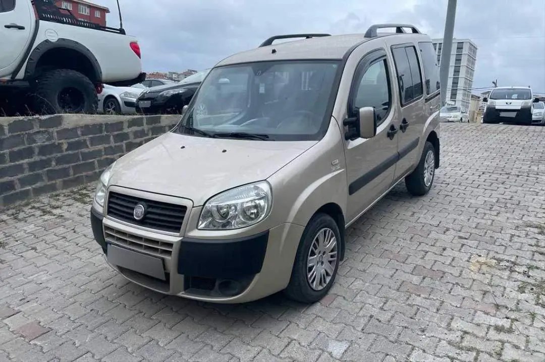 Fiat Doblo Combi Doblo Combi 1.3 MultiJet Safeline 2