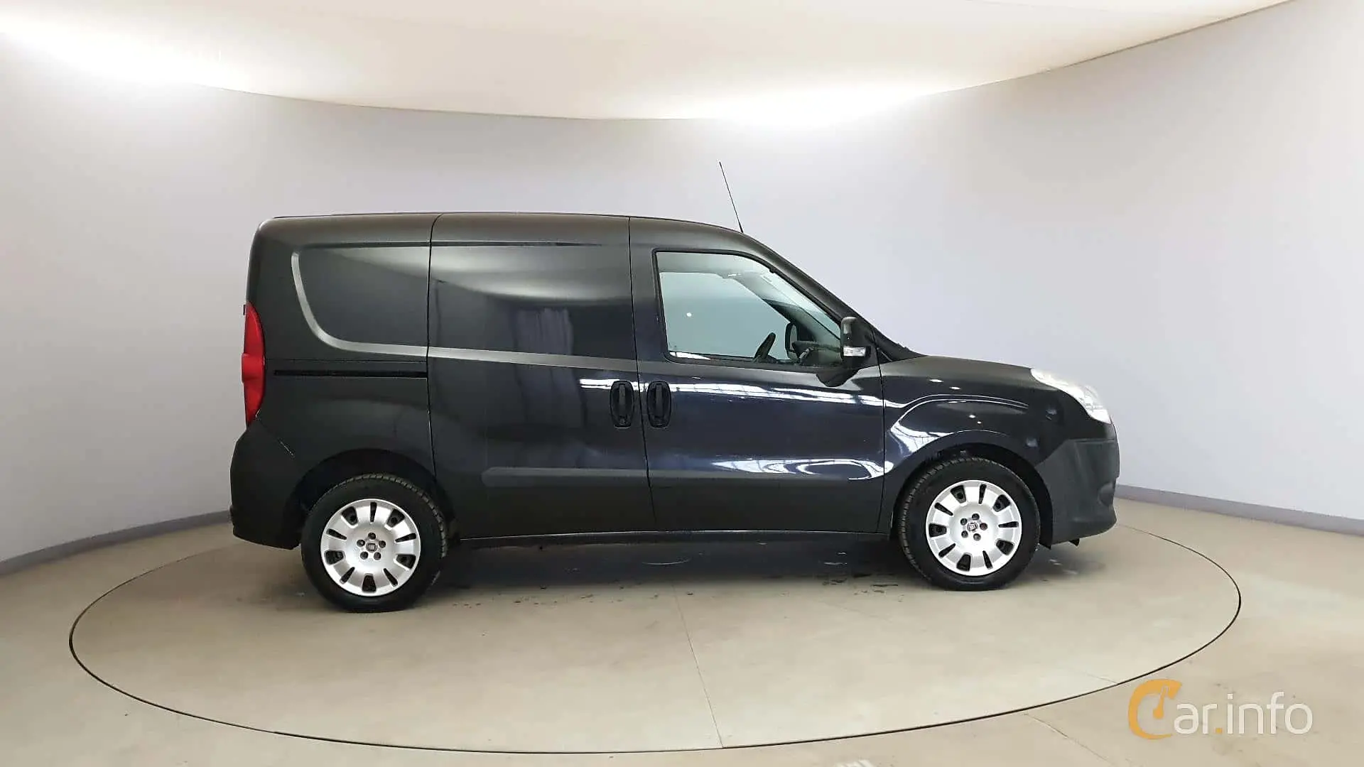 Fiat Doblo Combi Doblo Combi 1.4 Fire Dynamic 2
