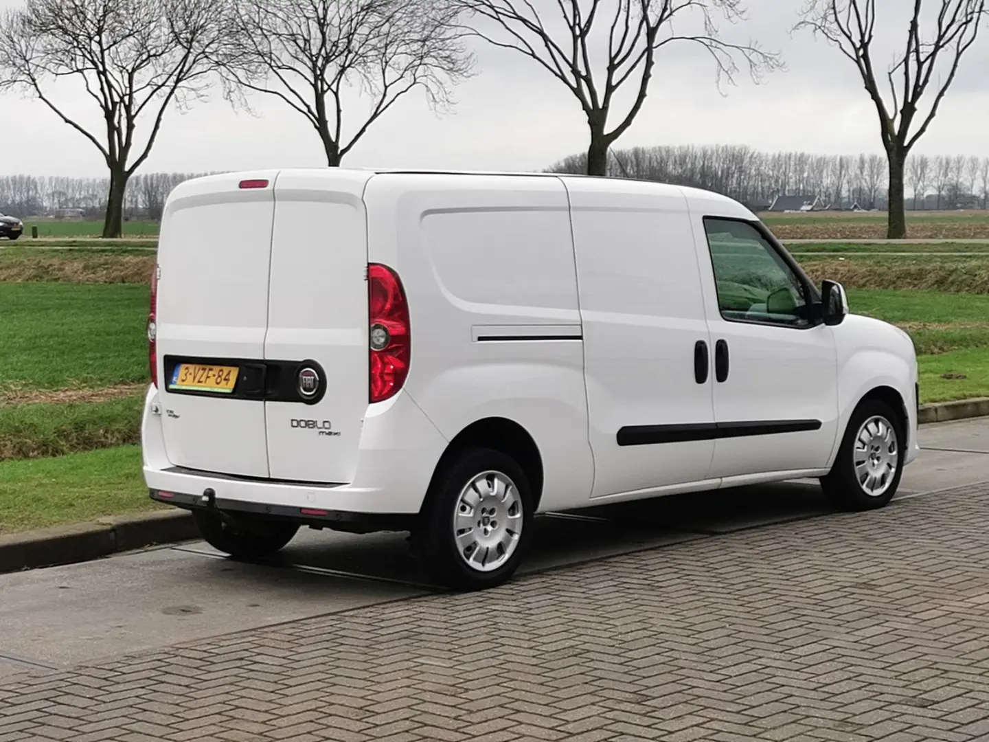 Fiat Doblo Combi Doblo Combi 1.6 MultiJet Maxi Urban 3