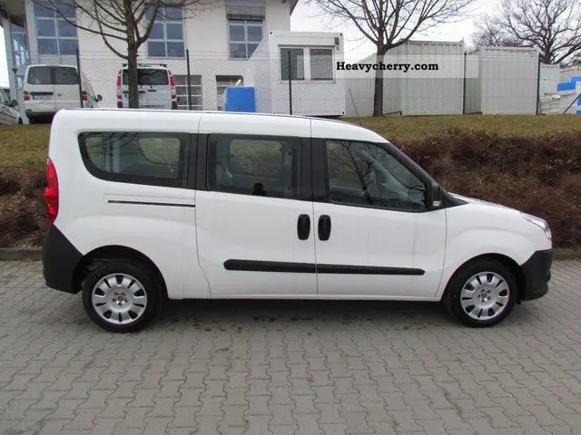 Fiat Doblo Combi Doblo Combi 1.9 MultiJet Plus 2